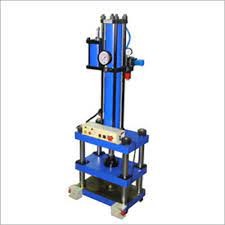2/4 Pillar Hydro  Pneumatic Presses -1 to 4 Tonnes